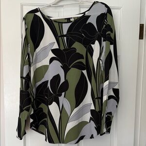 EUC ANn Taylor blouse. Long-Sleeve Top - Olive, Black & White